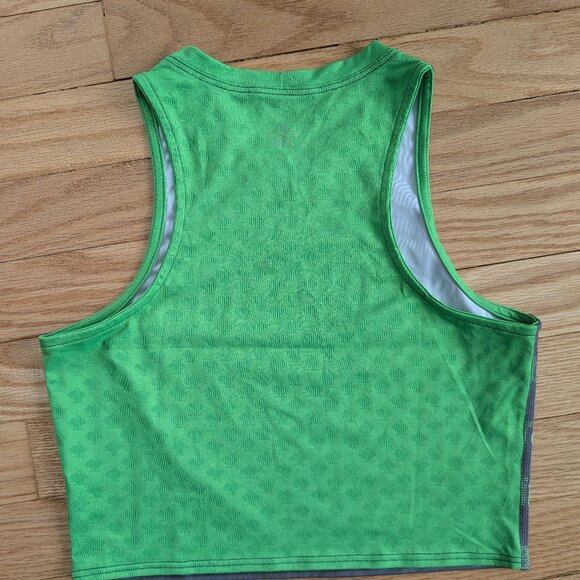 LN Run in Rabbit Crop Hop Tank Top Women's Medium Rabbit Classic Green Gray EUC - Picture 5 of 6